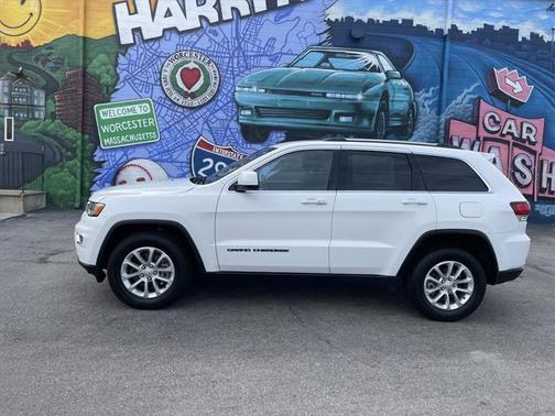 2021 Jeep Grand Cherokee Laredo E 4x4