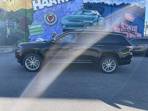 2023 Jeep Grand Cherokee L Summit 4x4