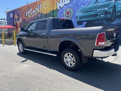 2018 RAM 2500 Laramie Crew Cab 4x4 64' Box
