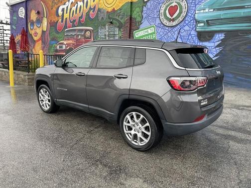 2022 Jeep Compass Latitude Lux 4x4