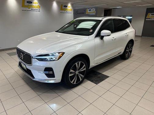 Crystal White 2022 Volvo XC60 B5 Inscription