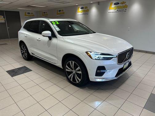 Crystal White 2022 Volvo XC60 B5 Inscription