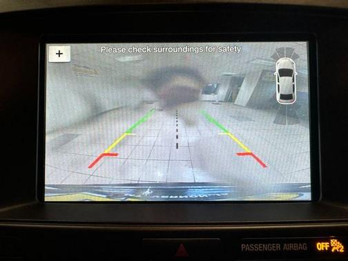 White Platinum 2018 Ford Explorer XLT