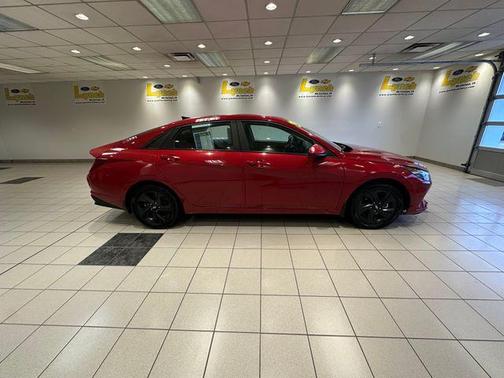 2023 Hyundai ELANTRA HEV Blue