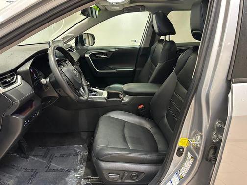 Silver Sky Metallic 2022 Toyota RAV4 Limited