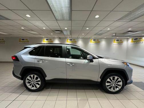 Silver Sky Metallic 2022 Toyota RAV4 Limited