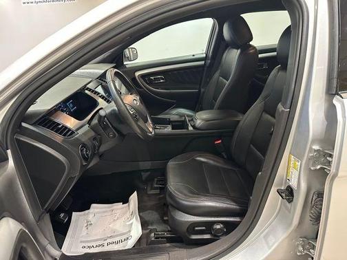 2017 Ford Taurus SEL