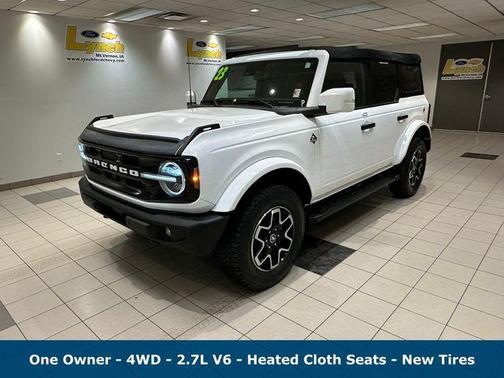 Oxford White 2023 Ford Bronco Outer Banks