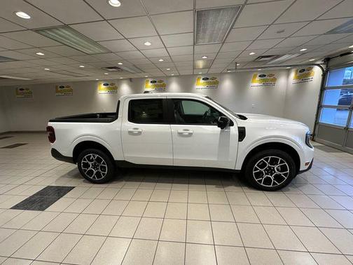 Oxford White 2026 Ford Maverick Lariat