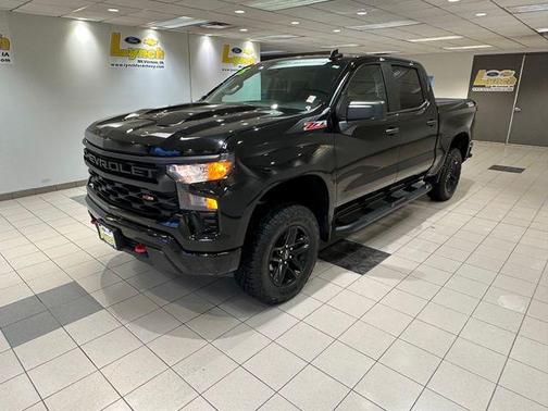 2025 Chevrolet Silverado 1500 Custom Trail Boss