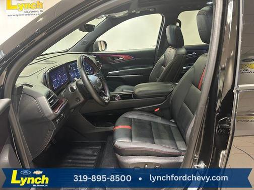 Mosaic Black Metallic 2025 Chevrolet Traverse RS
