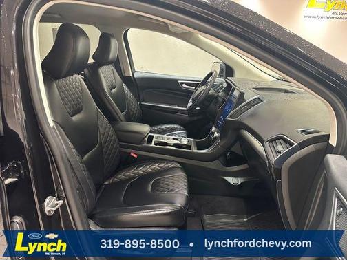Black Metallic 2024 Ford Edge Titanium