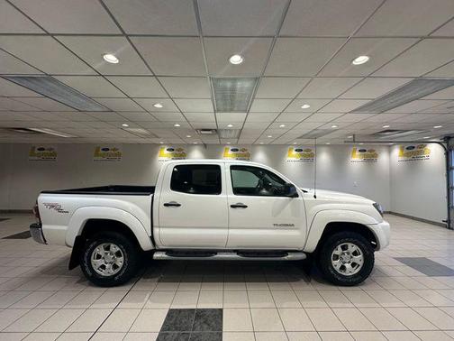 Super White 2010 Toyota Tacoma Double Cab