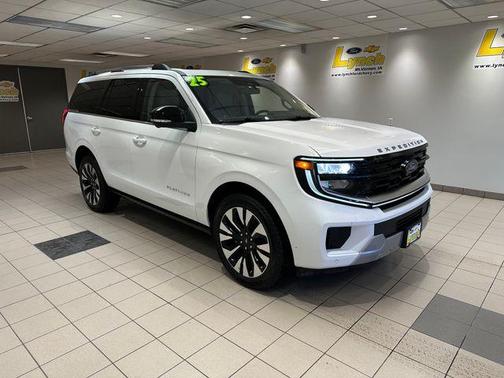 2025 Ford Expedition Platinum