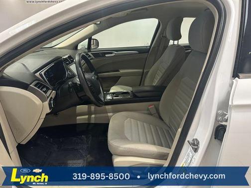 Oxford White 2019 Ford Fusion SE