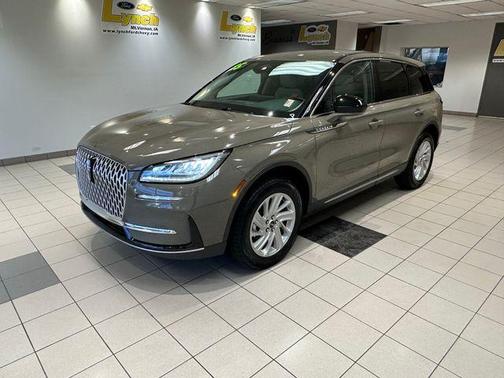 Harbor Gray Metallic 2025 Lincoln Corsair Premiere