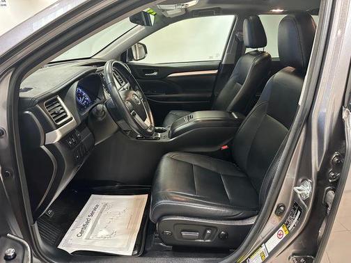 2017 Toyota Highlander 