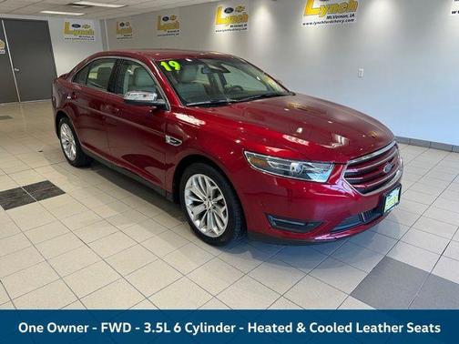 2019 Ford Taurus Limited
