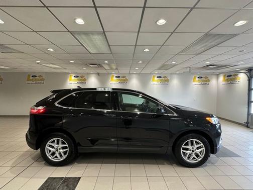 Agate Black Metallic 2024 Ford Edge SEL