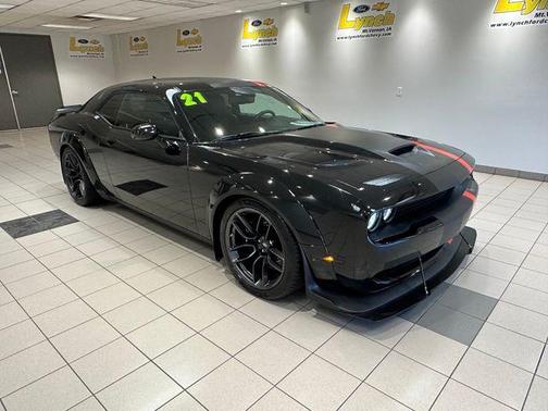 Pitch Black Clearcoat 2021 Dodge Challenger R/T Scat Pack