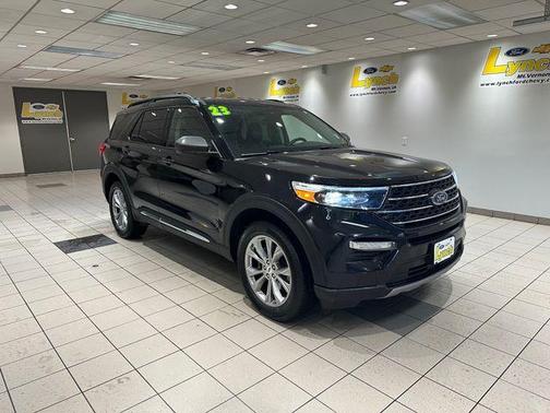 Agate Black Metallic 2023 Ford Explorer XLT