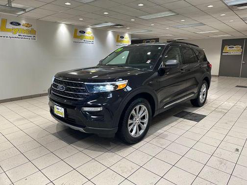 Agate Black Metallic 2023 Ford Explorer XLT