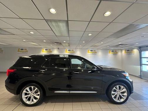 2022 Ford Explorer Platinum