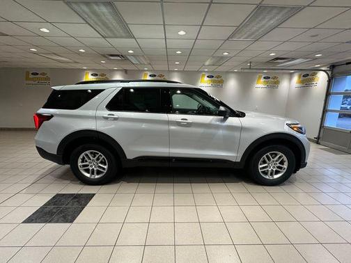 White 2026 Ford Explorer Active