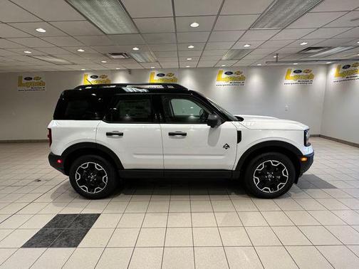 Oxford White 2026 Ford Bronco Sport Outer Banks