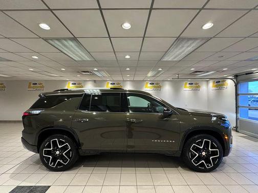2024 Chevrolet Traverse RS