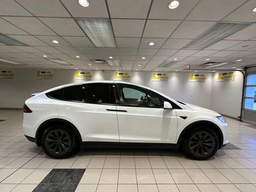 Pearl White Multi 2019 Tesla Model X Long Range