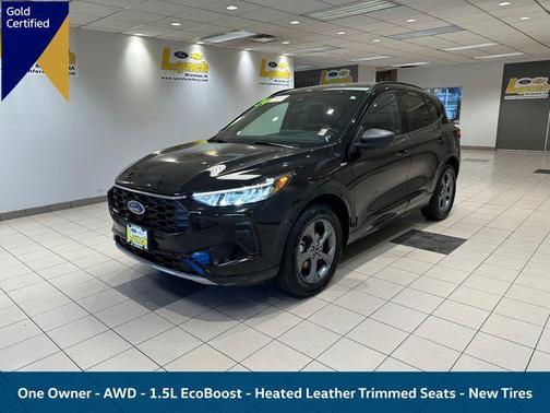 Agate Black Metallic 2024 Ford Escape ST-Line