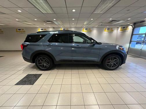 Vapor Blue Metallic 2025 Ford Explorer ST