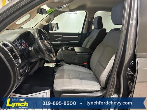 Granite Crystal Clearcoat Metallic 2019 RAM 1500 Big Horn