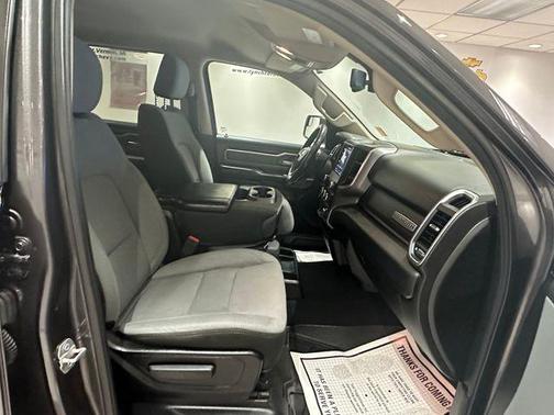 Granite Crystal Clearcoat Metallic 2019 RAM 1500 Big Horn