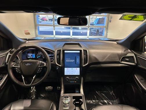 2023 Ford Edge ST Line