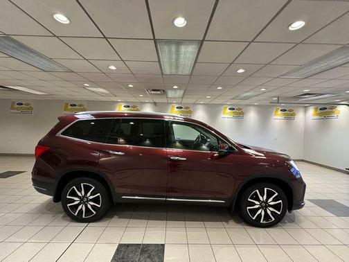 Deep Scarlet Pearl 2020 Honda Pilot Touring 7-Passenger