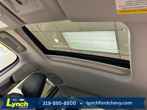 White Metallic 2026 Ford Maverick Lariat