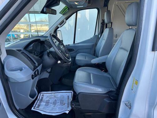 2017 Ford Transit-250 148 WB Medium Roof Cargo