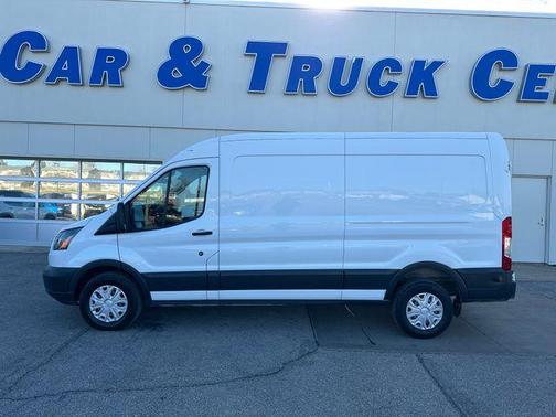 2017 Ford Transit-250 148 WB Medium Roof Cargo
