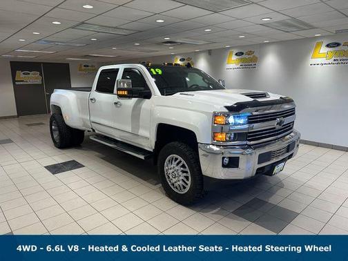 Summit White 2019 Chevrolet Silverado 3500 LTZ