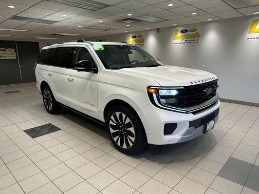 White Metallic 2025 Ford Expedition Platinum