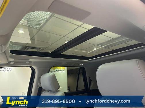 White Metallic 2025 Ford Expedition Platinum
