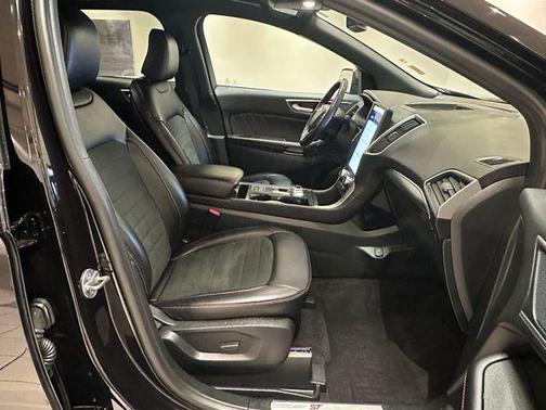 2024 Ford Edge ST Line