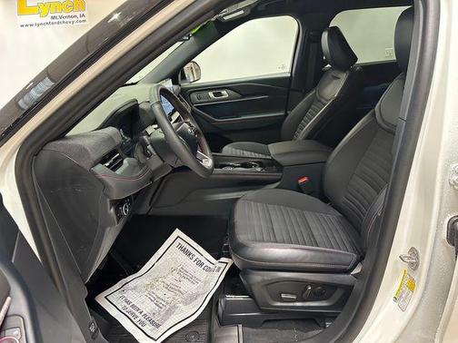Star White 2025 Ford Explorer ST-Line