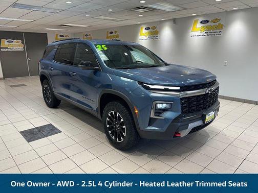 Lakeshore Blue Metallic 2025 Chevrolet Traverse Z71