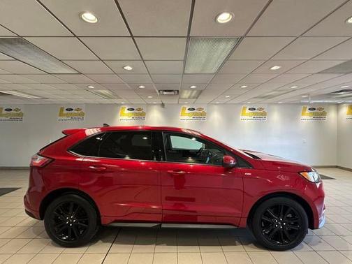2022 Ford Edge ST Line