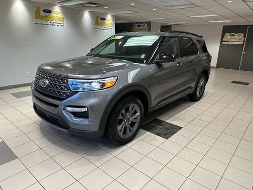 Carbonized Gray Metallic 2024 Ford Explorer XLT