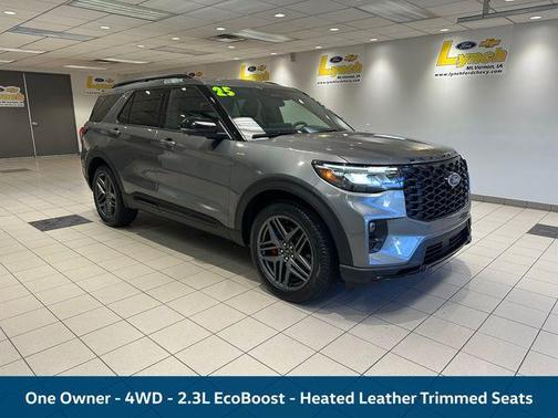 Carbonized Gray Metallic 2025 Ford Explorer ST-Line