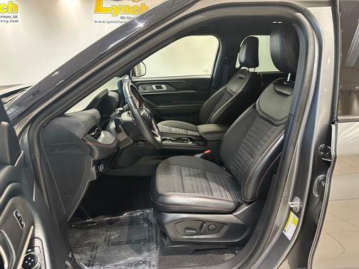 Carbonized Gray Metallic 2025 Ford Explorer ST-Line